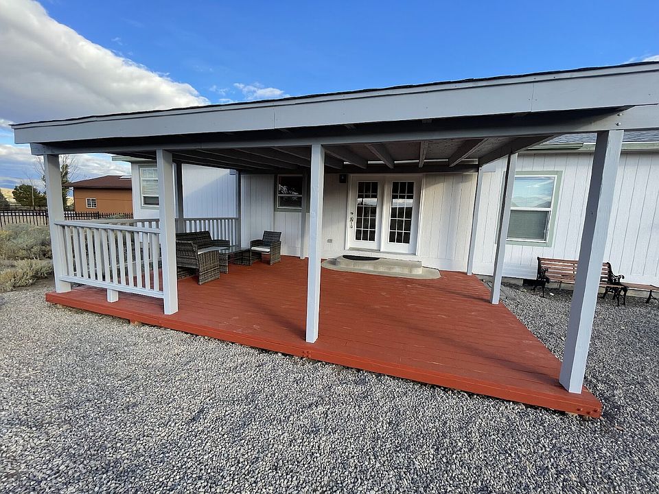1st image of 2335 Jacobsen Ln