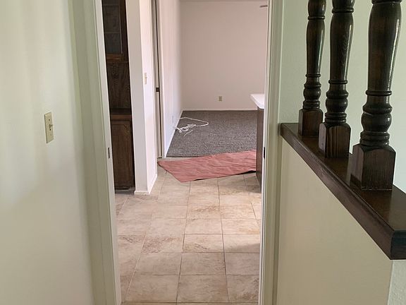 Hall to Kitchen, Family Room & Breakfast Room