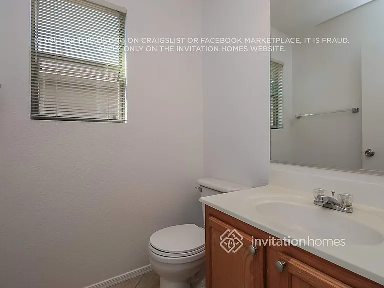 3767 E Orchid Ln — Photo 13