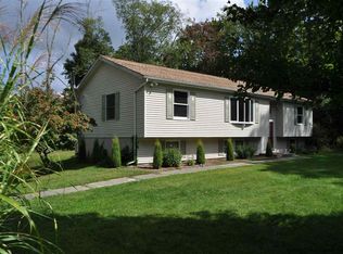 888 Samsonville Rd, Kerhonkson, NY 12446