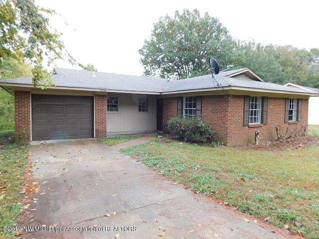 1st image of 5846 Twin Lakes Dr