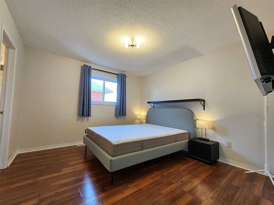 2nd image of 1337 Midgreen Ln