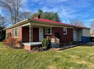 1505 Dyson Rd, Lenoir, NC 28645