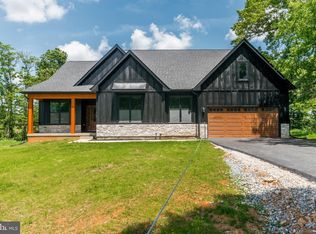 415 Wines Way, Shepherdstown, WV 25443