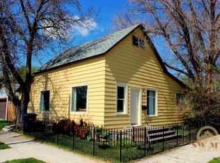 332 S H St, Livingston, MT 59047
