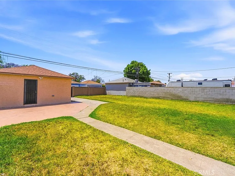 13339 Crocker St — Photo 33