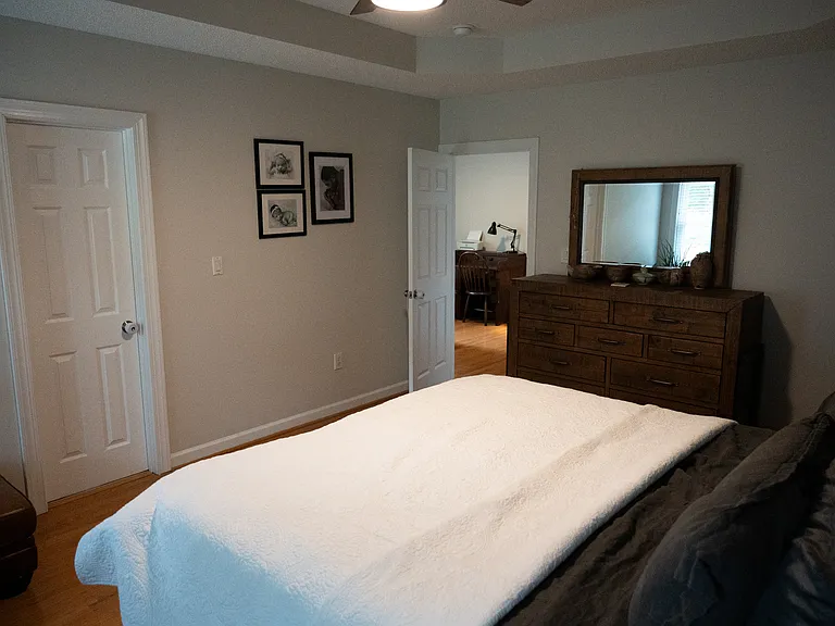 847 Stone Cross Dr — Photo 38