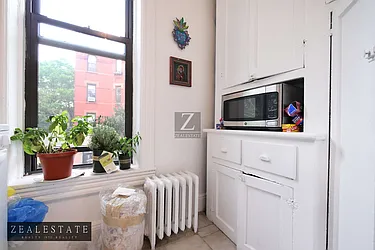 Rented by ZealEstate Group Inc