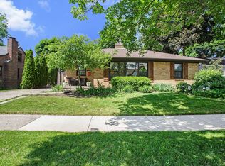 2455 Boston St SE, East Grand Rapids, MI