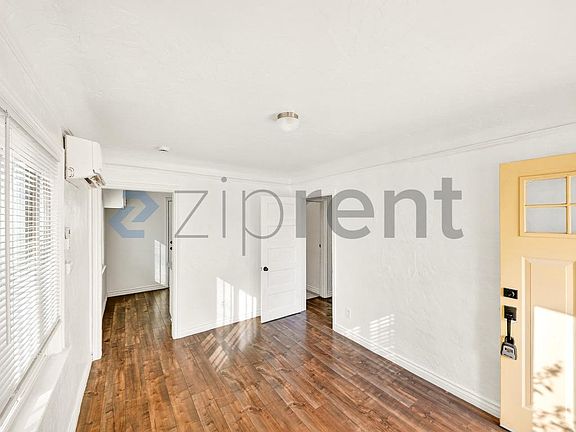 5th image of 1544 Stanley Ave #1540