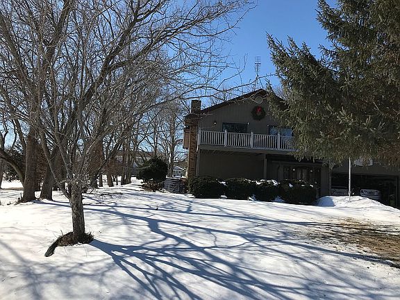 House front from Quincy Ct 