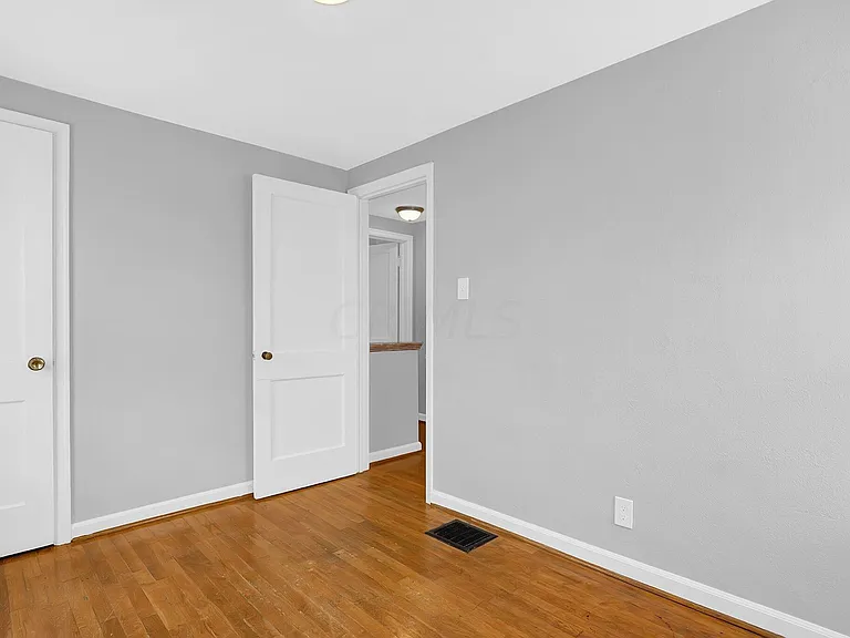 1466 Elmwood Ave — Photo 16