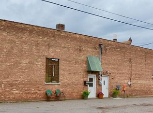 212 Cleveland Ave, Ishpeming, MI 49849