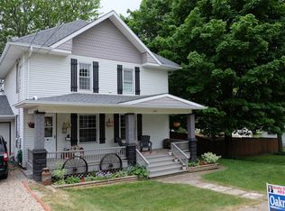 304 E Central St, Raymond, IA