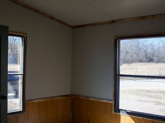 3rd image of 1843 Stephens Dr