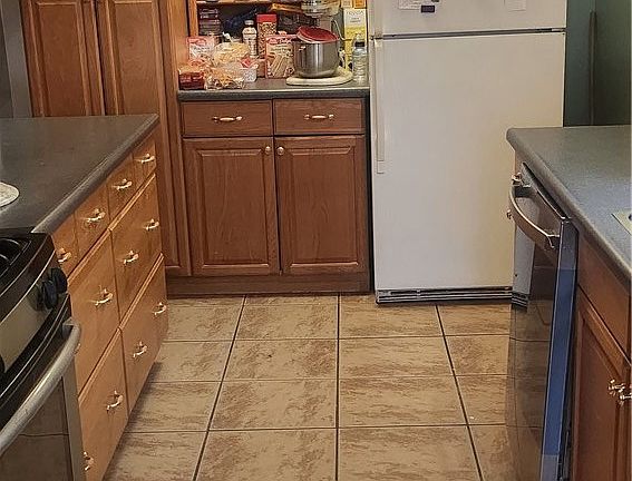 3rd image of 572 San Rogelio St