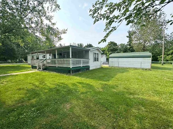 257 2nd St, Switz City, IN 47465