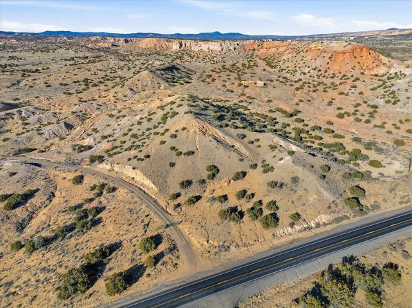 544 High Way, Abiquiu, NM 87510