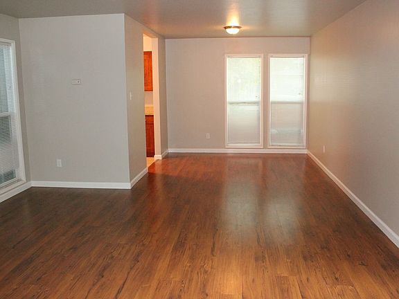 2nd image of 2452 Imola Ave W