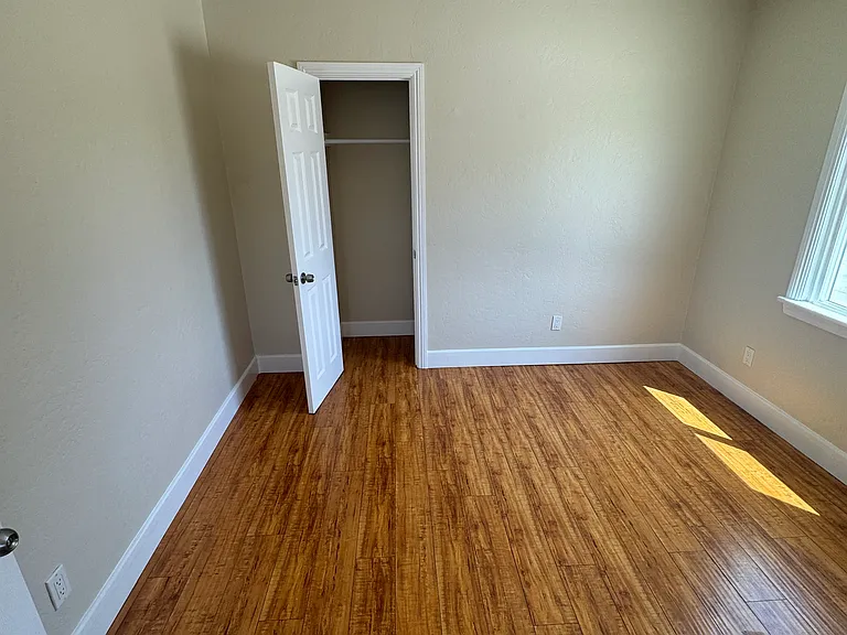 1615 Bellford Ave — Photo 21