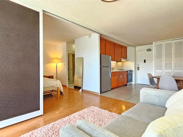 1655 Makaloa St APT 1611, Honolulu, HI 96814