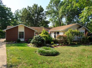 474 Sunstone Dr, Ballwin, MO