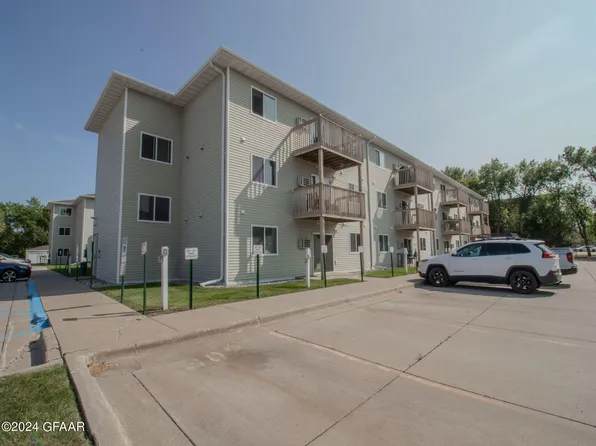 3531 13th Ave N APT 307, Grand Forks, ND 58203