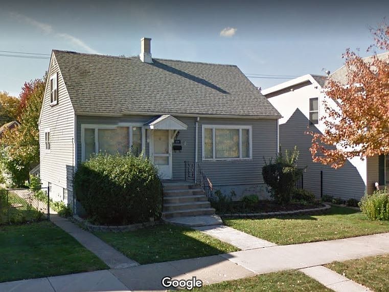 1st image of 10346 S Sacramento Ave