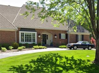 6919 Belinder Ave, Mission Hills, KS 66208