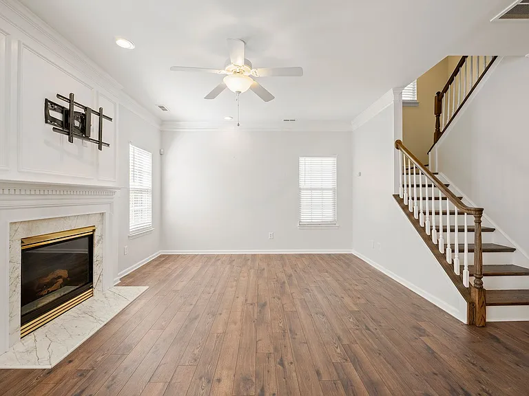 9718 Mitchell Glen Dr — Photo 13