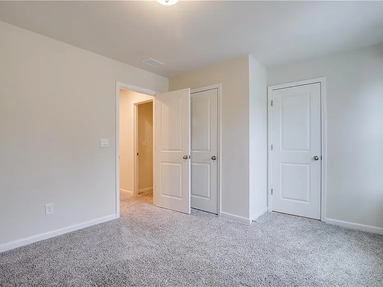 116 Cedar Ln — Photo 13