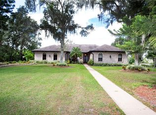 9930 Kenda Dr, Riverview, FL 33578