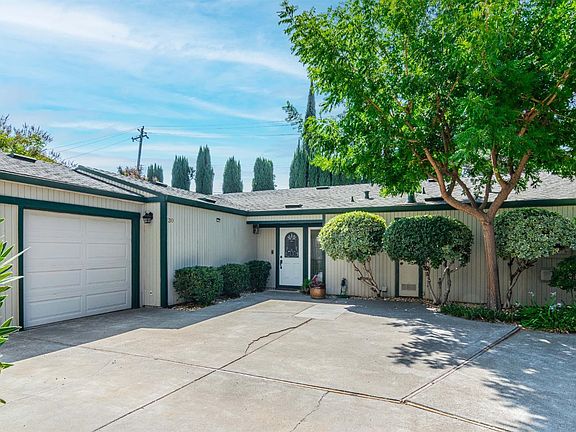 3rd image of 299 Shasta Dr Unit 30