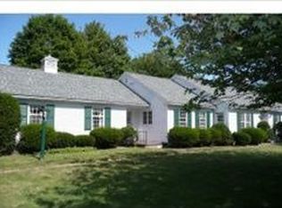 61 Pleasant St, Wolfeboro, NH 03894