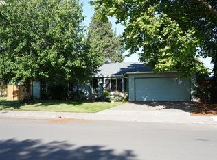 544 NE 27th Ct, Hillsboro, OR 97124