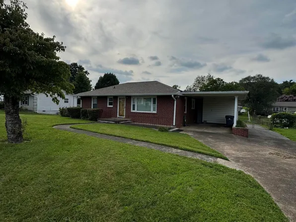 617 Centeroak Dr, Knoxville, TN 37920