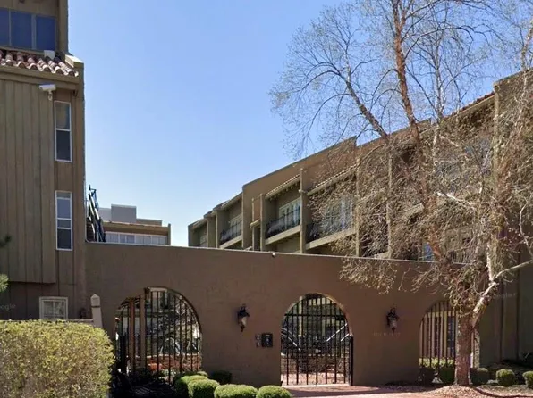 1111 W 46th St APT 22, Kansas City, MO 64112