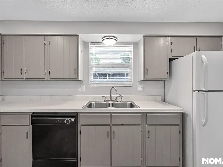 3509 Butternut Dr — Photo 11