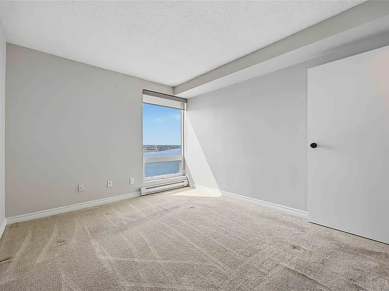 155 Front St N #1505 — Photo 15