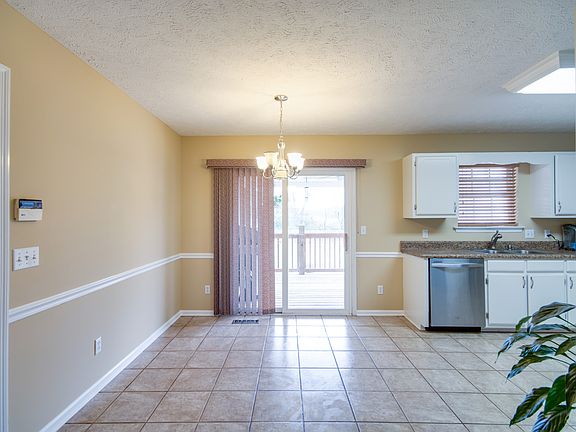 5th image of 7444 Antietam Ln