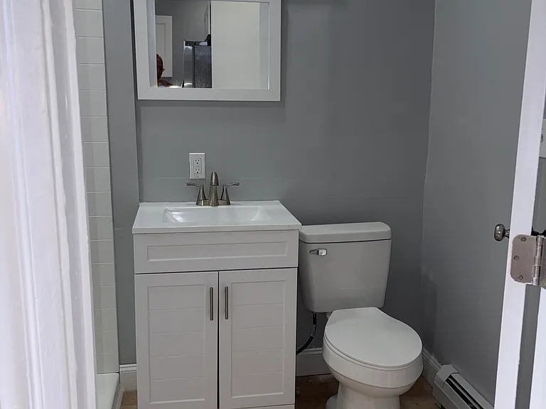 29 Burtt St #2 — Photo 5