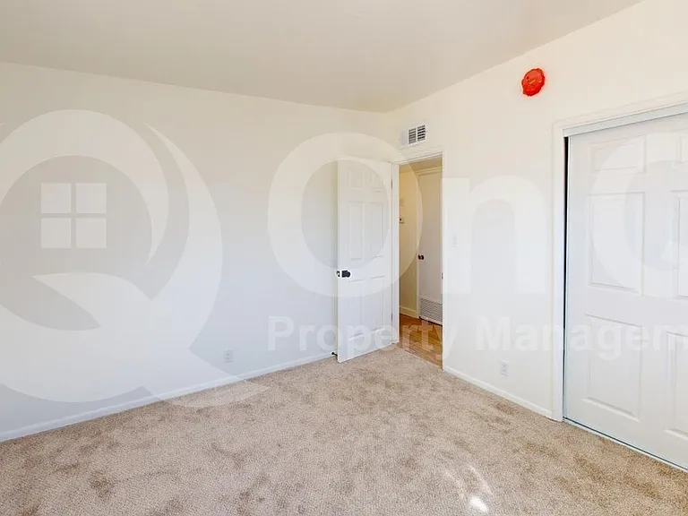 1410 N Desmond Ave — Photo 12