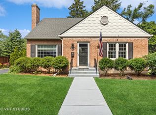 120 Pomeroy Ave, Crystal Lake, IL 60014