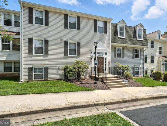 20315 Beaconfield Ter APT 202, Germantown, MD 20874