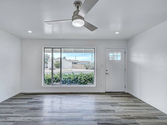 3rd image of 2039 N 79th Pl