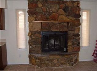 821 Broken Arrow Rd, Roswell, NM 88201