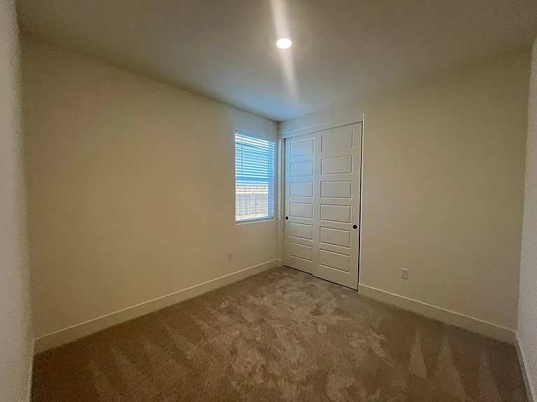 2312 N Kayenta St — Photo 17