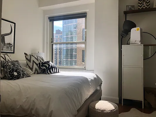 Rented by Realmart Realty LLC | media 20