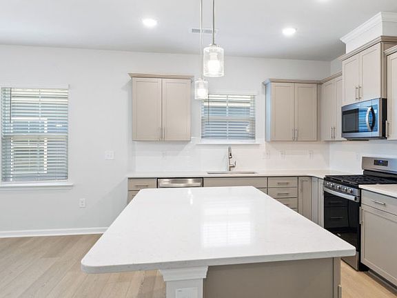 Kitchen with Large Island