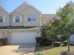 202 Wimbledon Pl, Bloomingdale, IL 60108